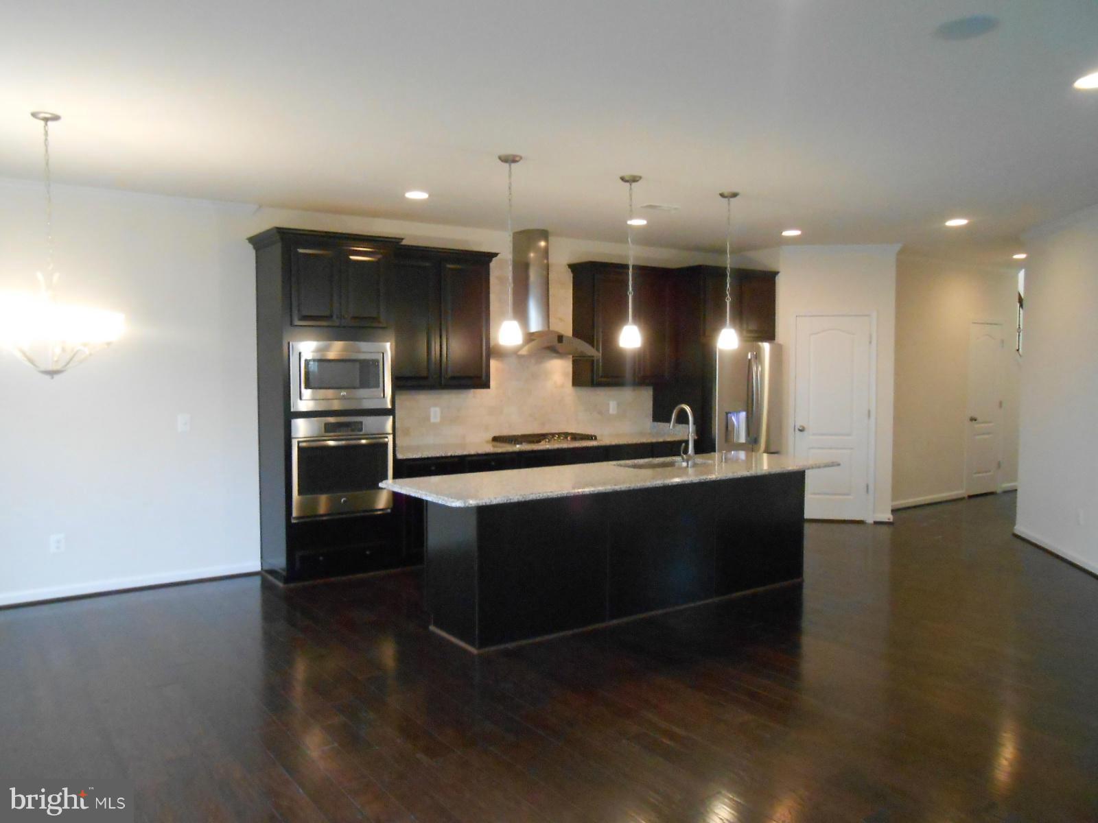 BRAMBLETON LANDBAY 3 - Residential Lease