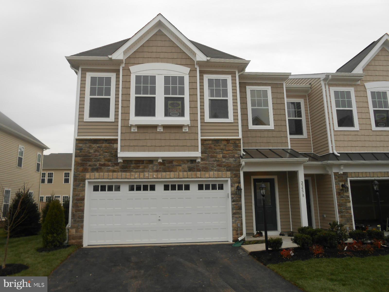 BRAMBLETON LANDBAY 3 - Residential Lease