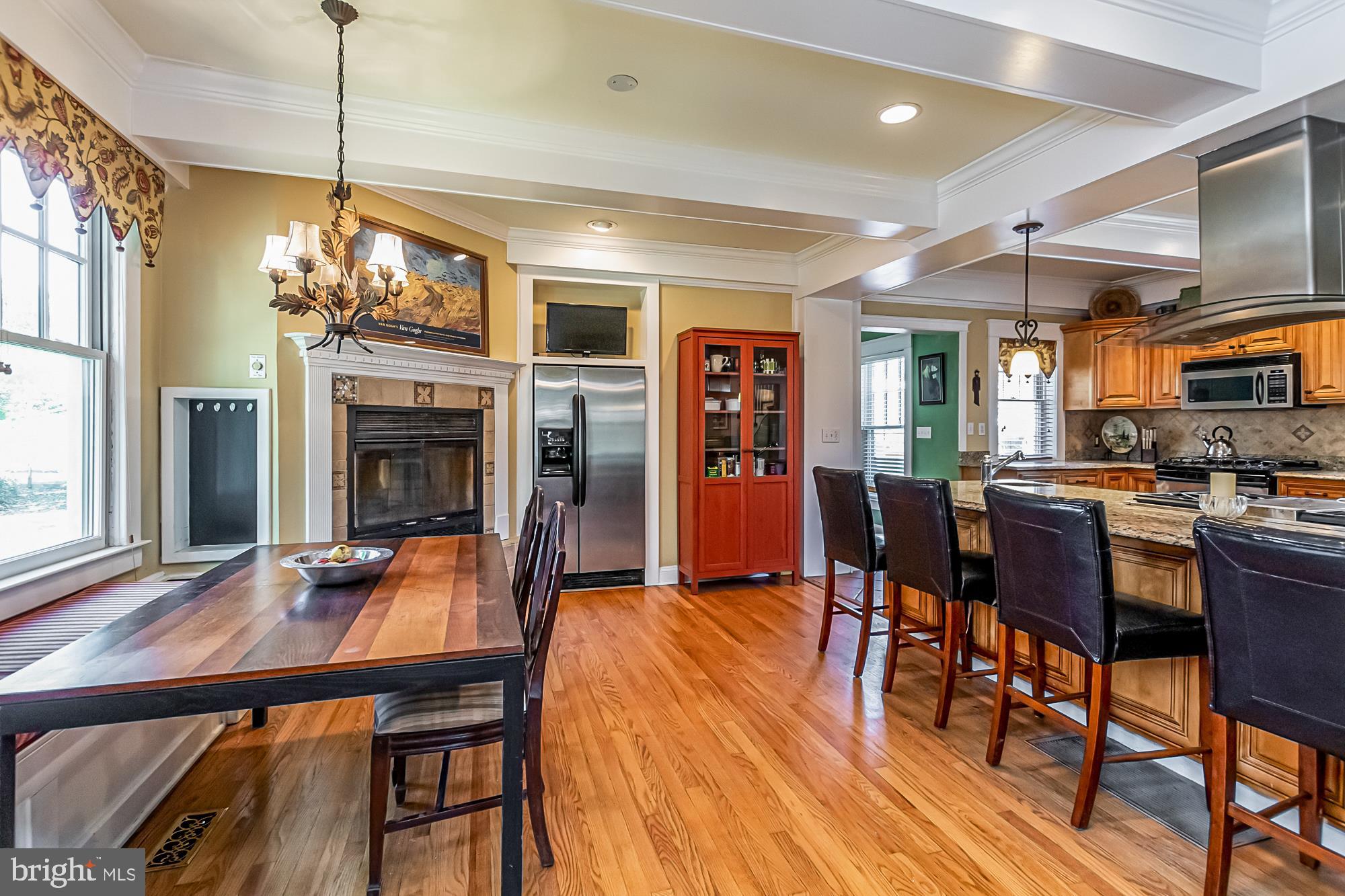 LAKE WALKER - Residential