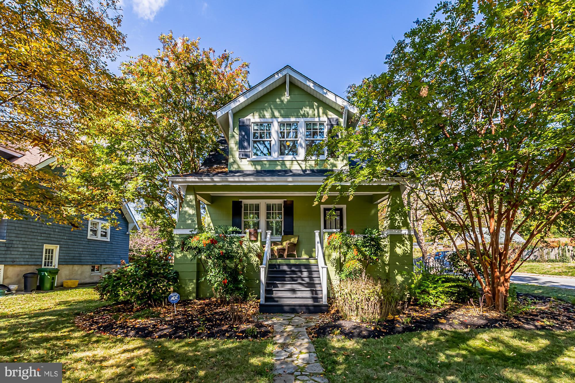 LAKE WALKER - Residential