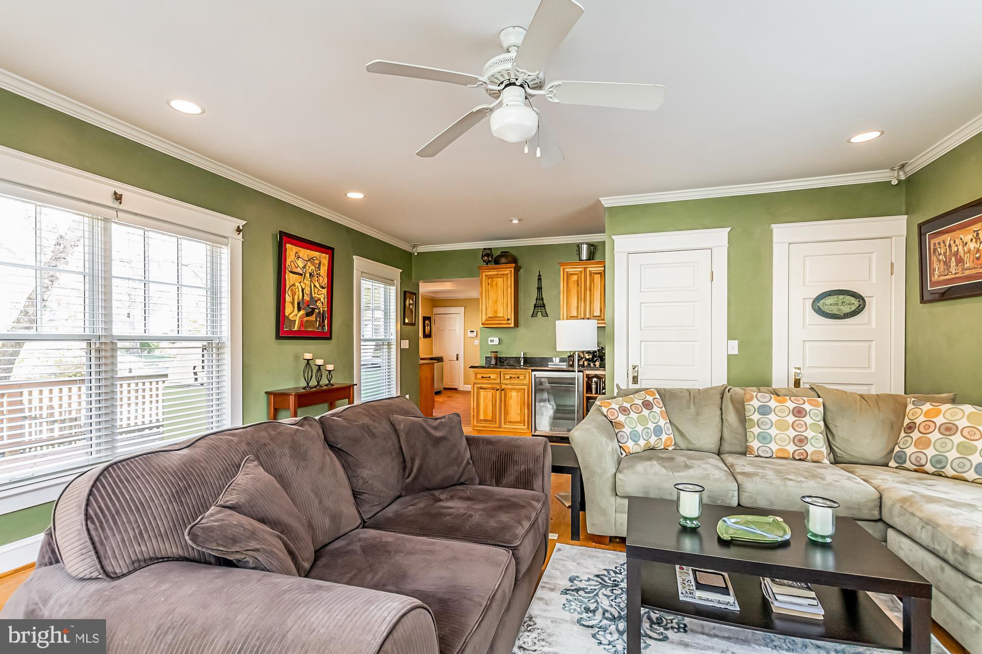 LAKE WALKER - Residential