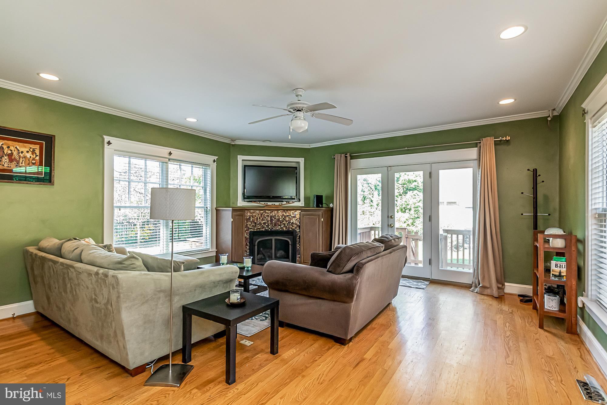 LAKE WALKER - Residential