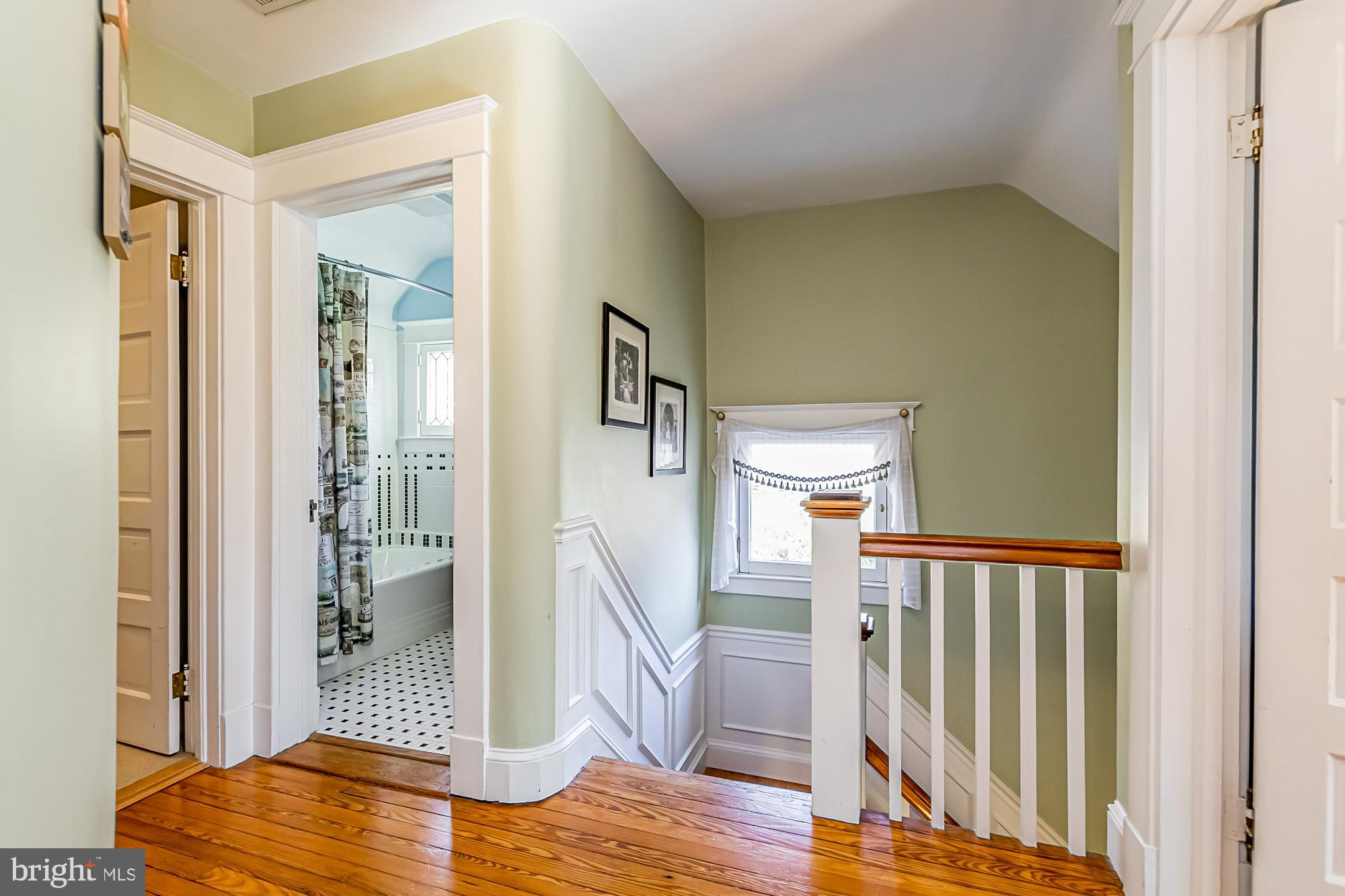 LAKE WALKER - Residential