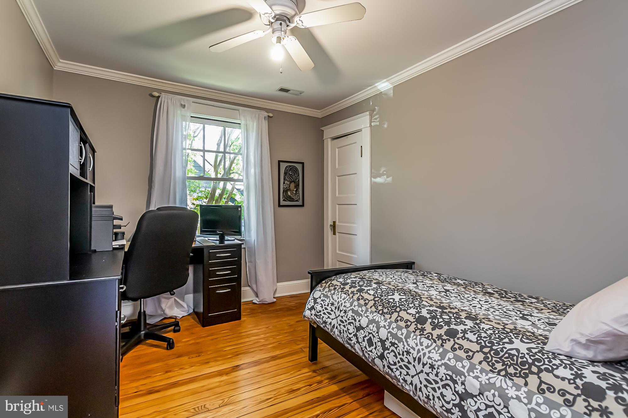 LAKE WALKER - Residential