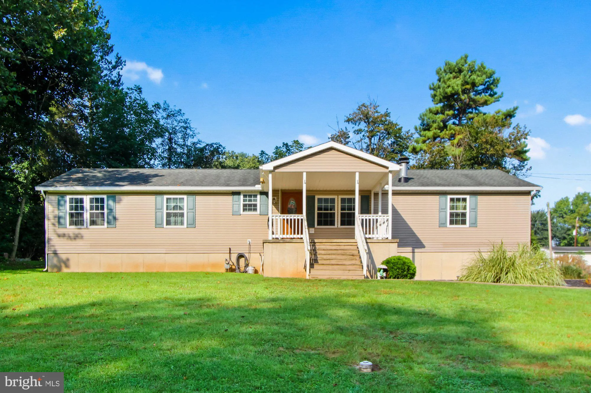 1015 Conewago Avenue, Manchester, PA 17345