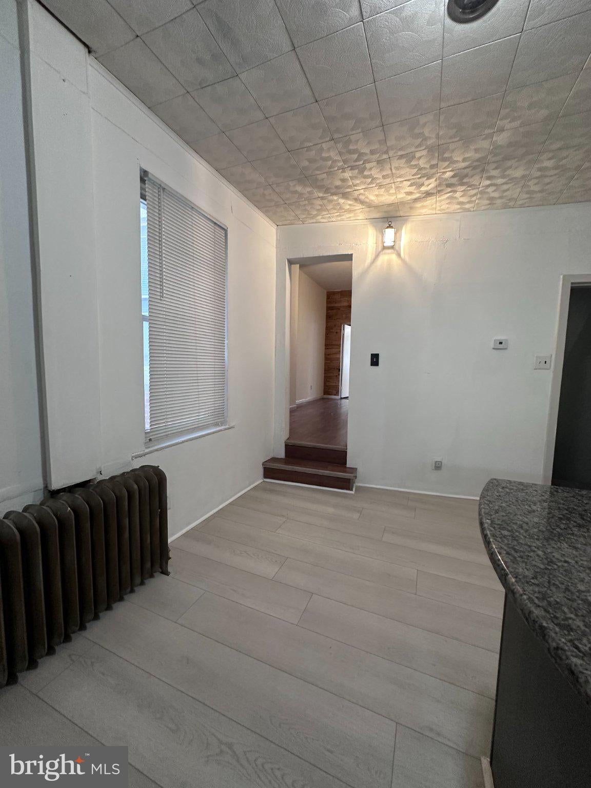 909 S 8TH STREET 2ND FL