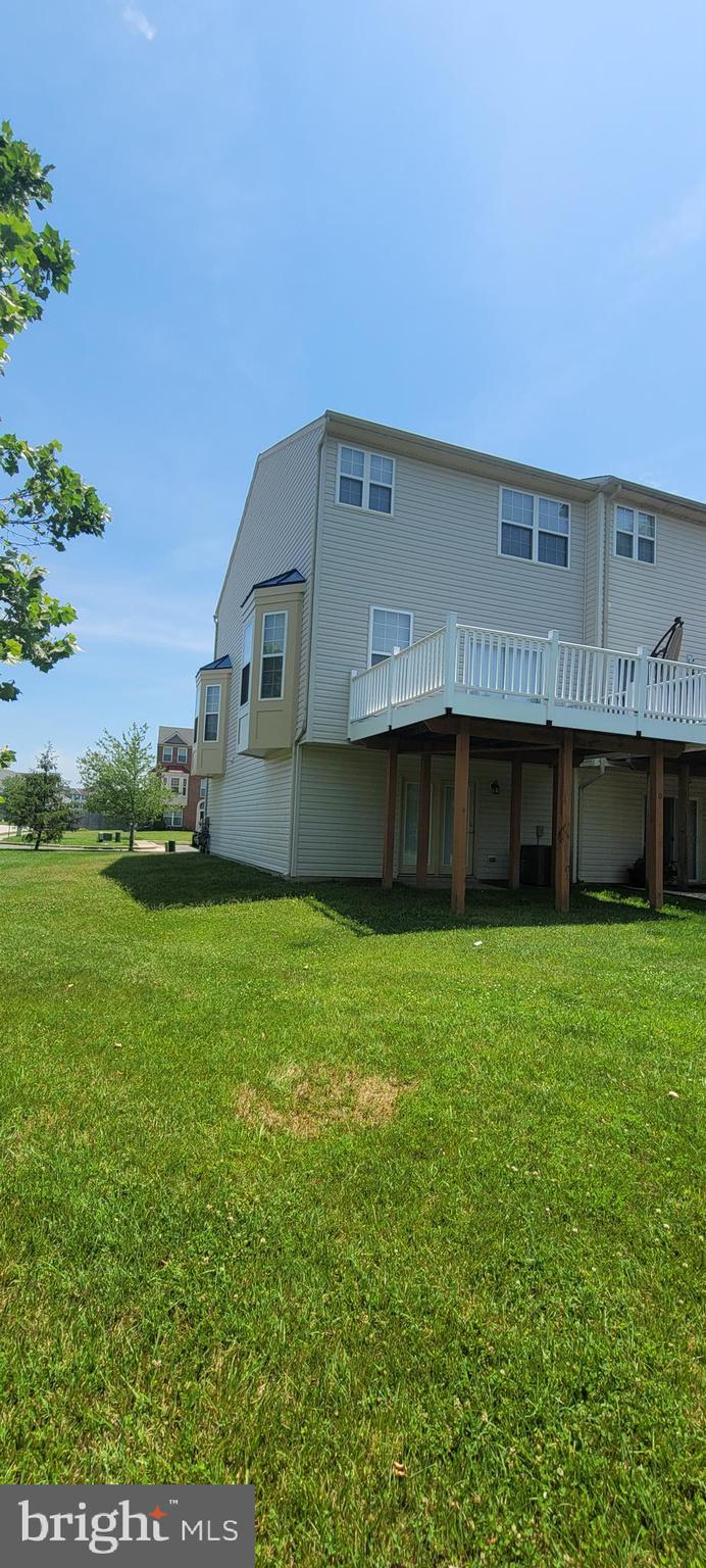 CARROLLWOOD MANOR - Residential