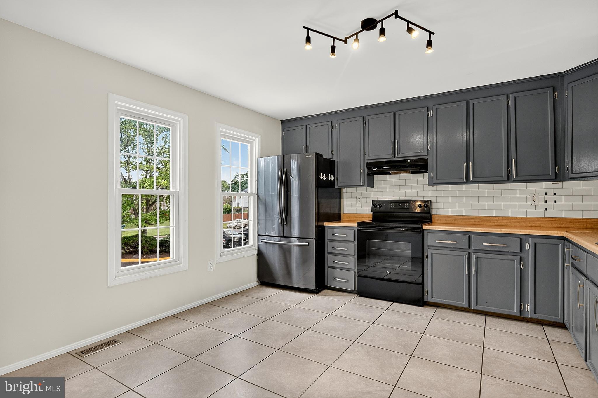 8490 SADDLE COURT