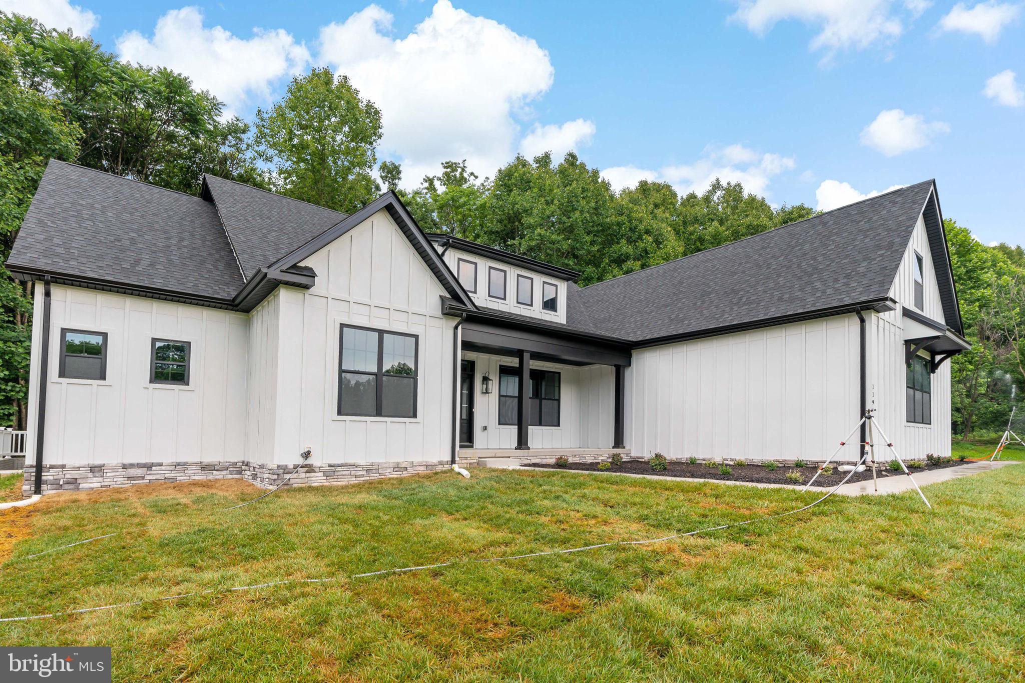 CROSSINGS ON THE POTOMAC - Residential