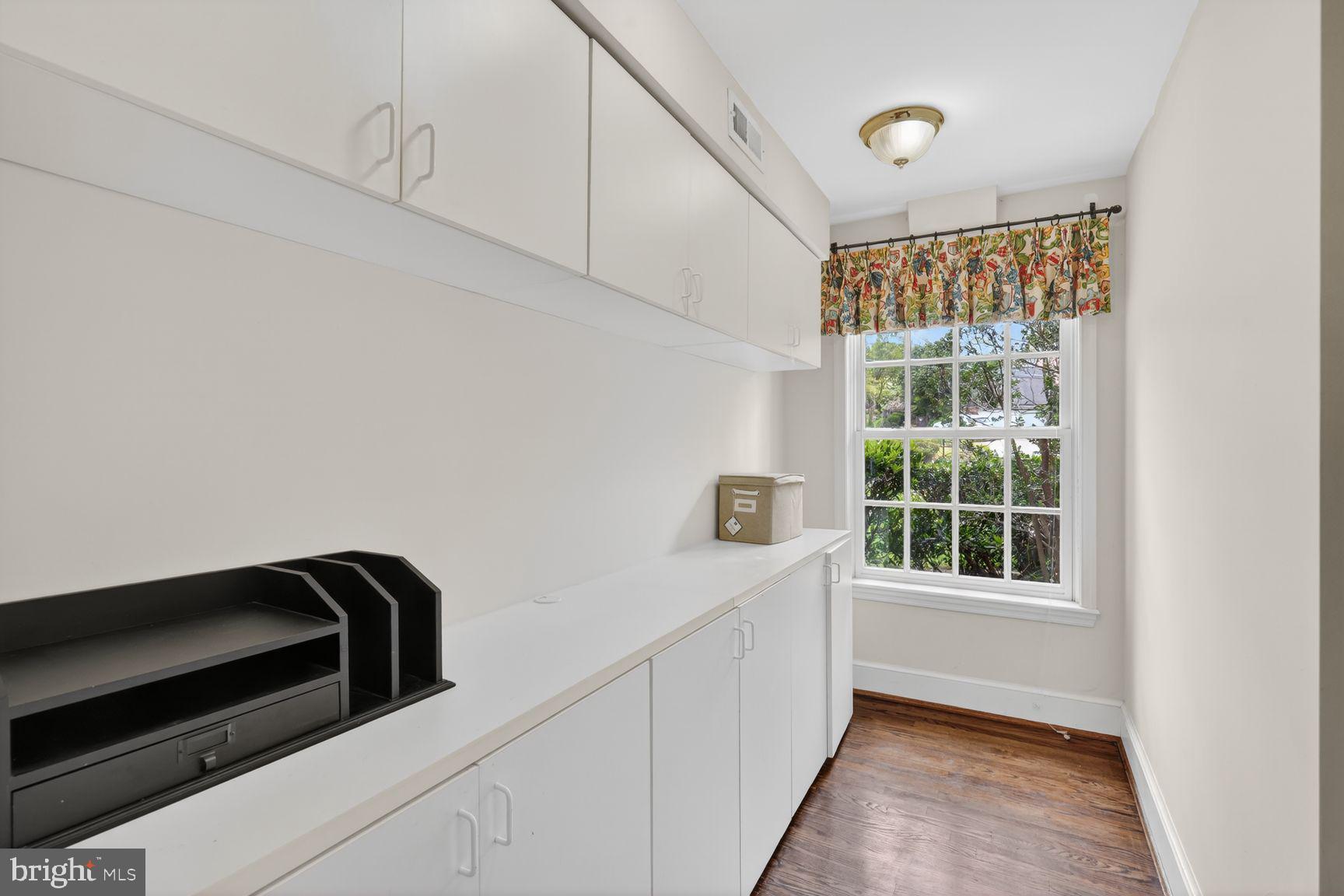 BELLEVUE FOREST - Residential