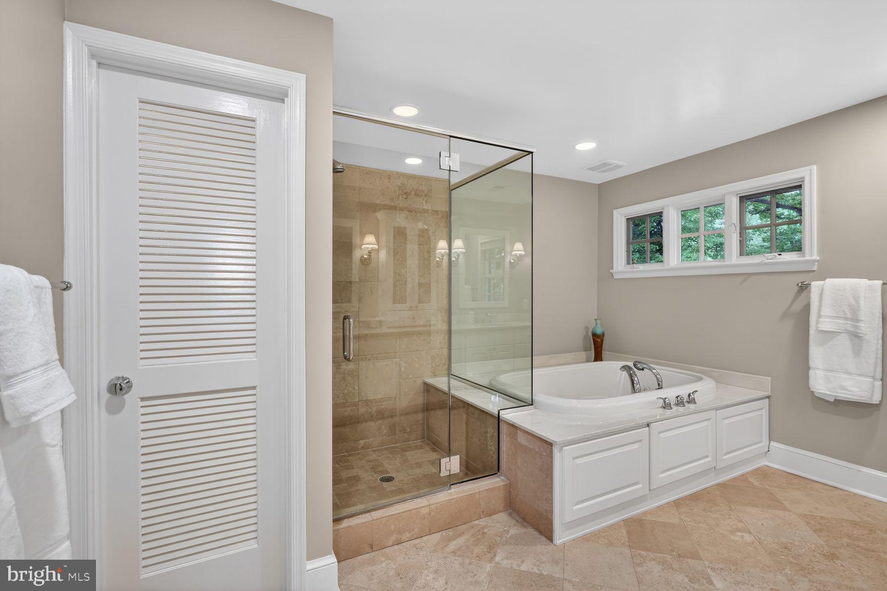 BELLEVUE FOREST - Residential