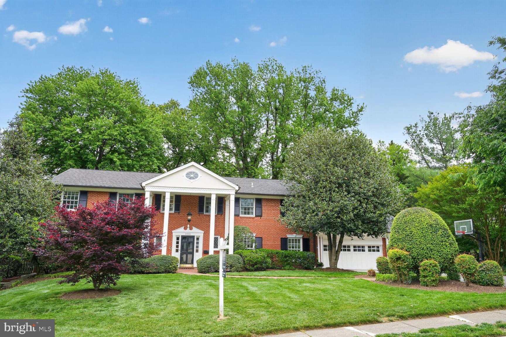 BELLEVUE FOREST - Residential