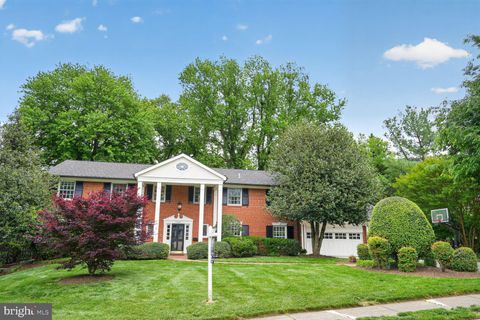 Photo of 3550 36th Street N, ARLINGTON, VA 22207 (MLS # VAAR2071848)
