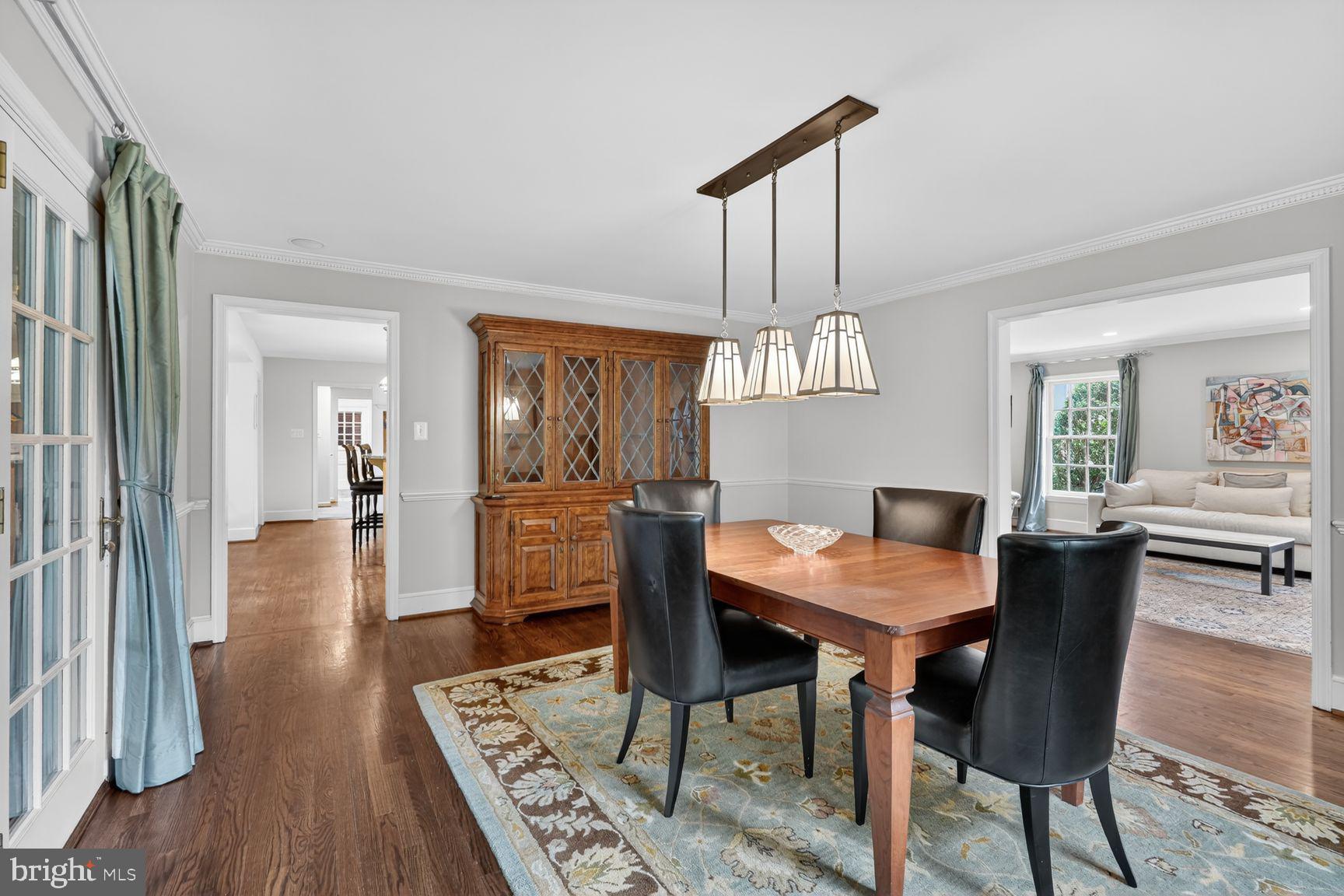 BELLEVUE FOREST - Residential