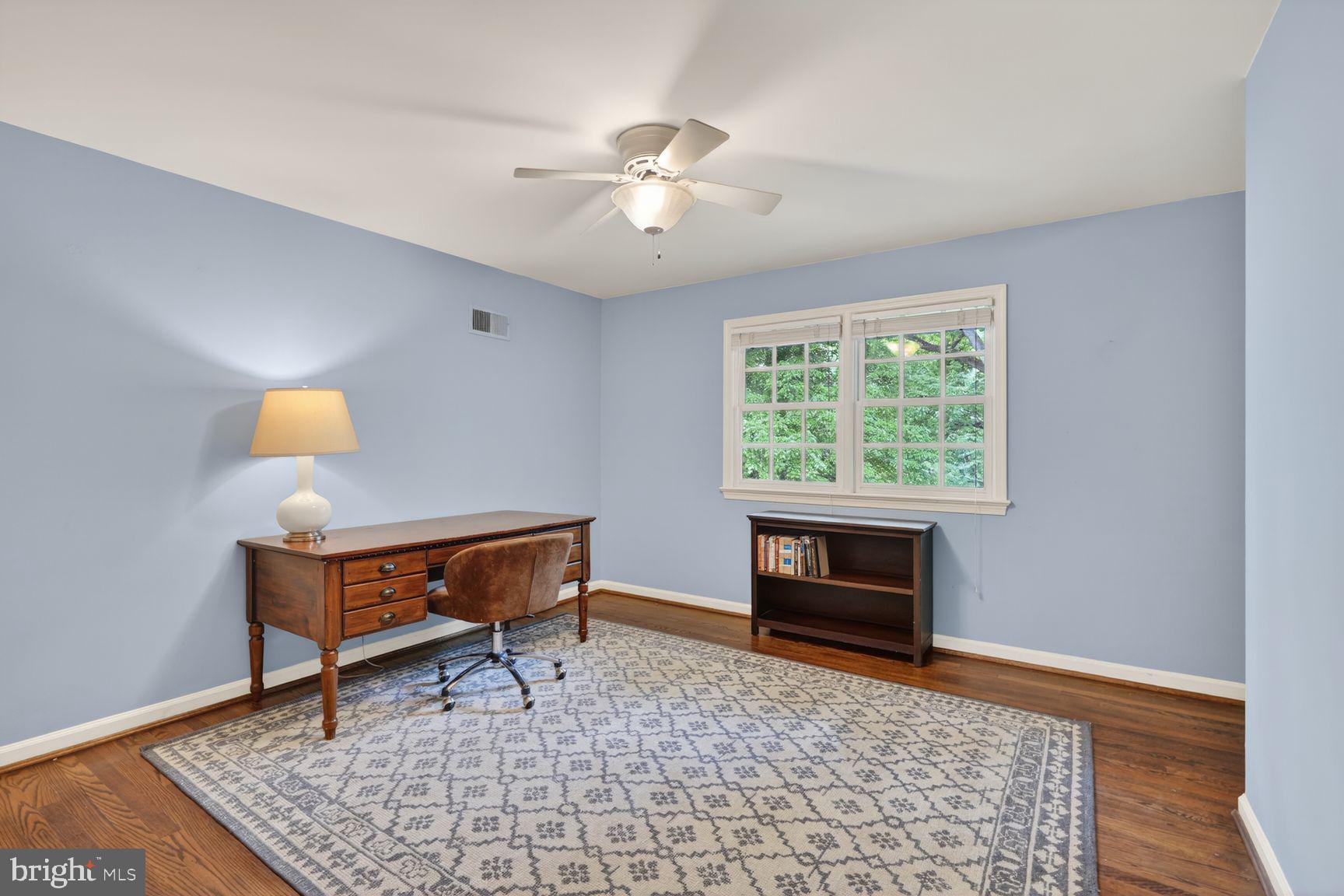 BELLEVUE FOREST - Residential