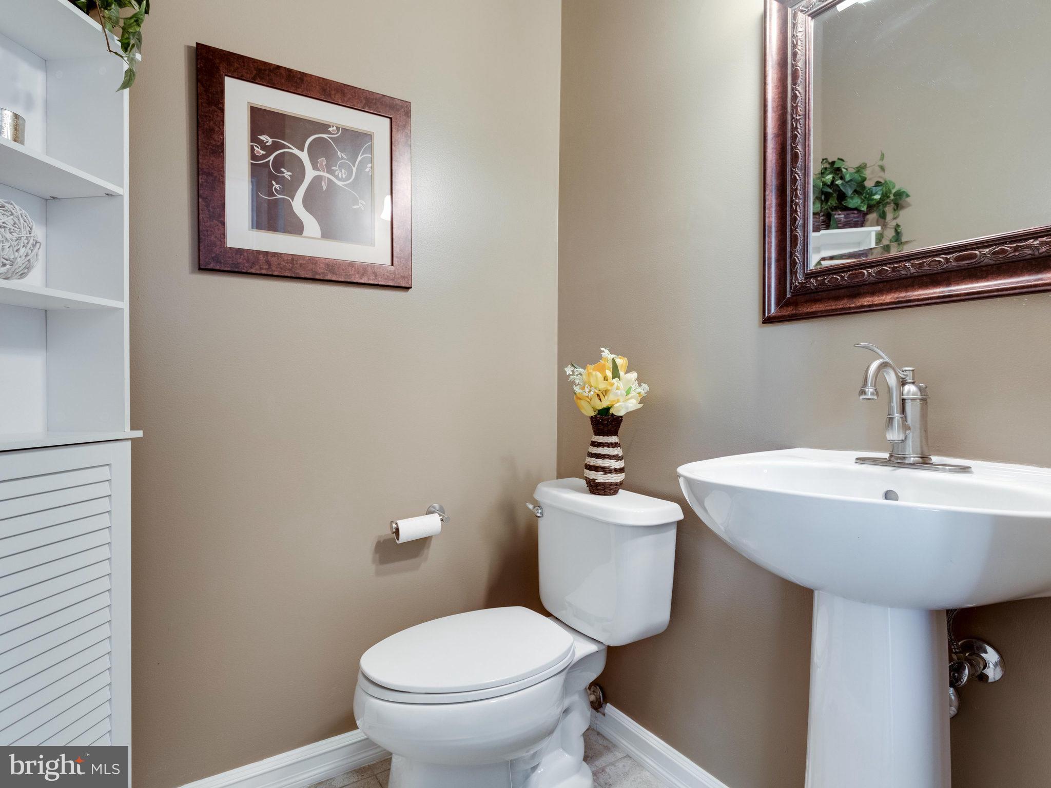 FAIR LAKES - Residential