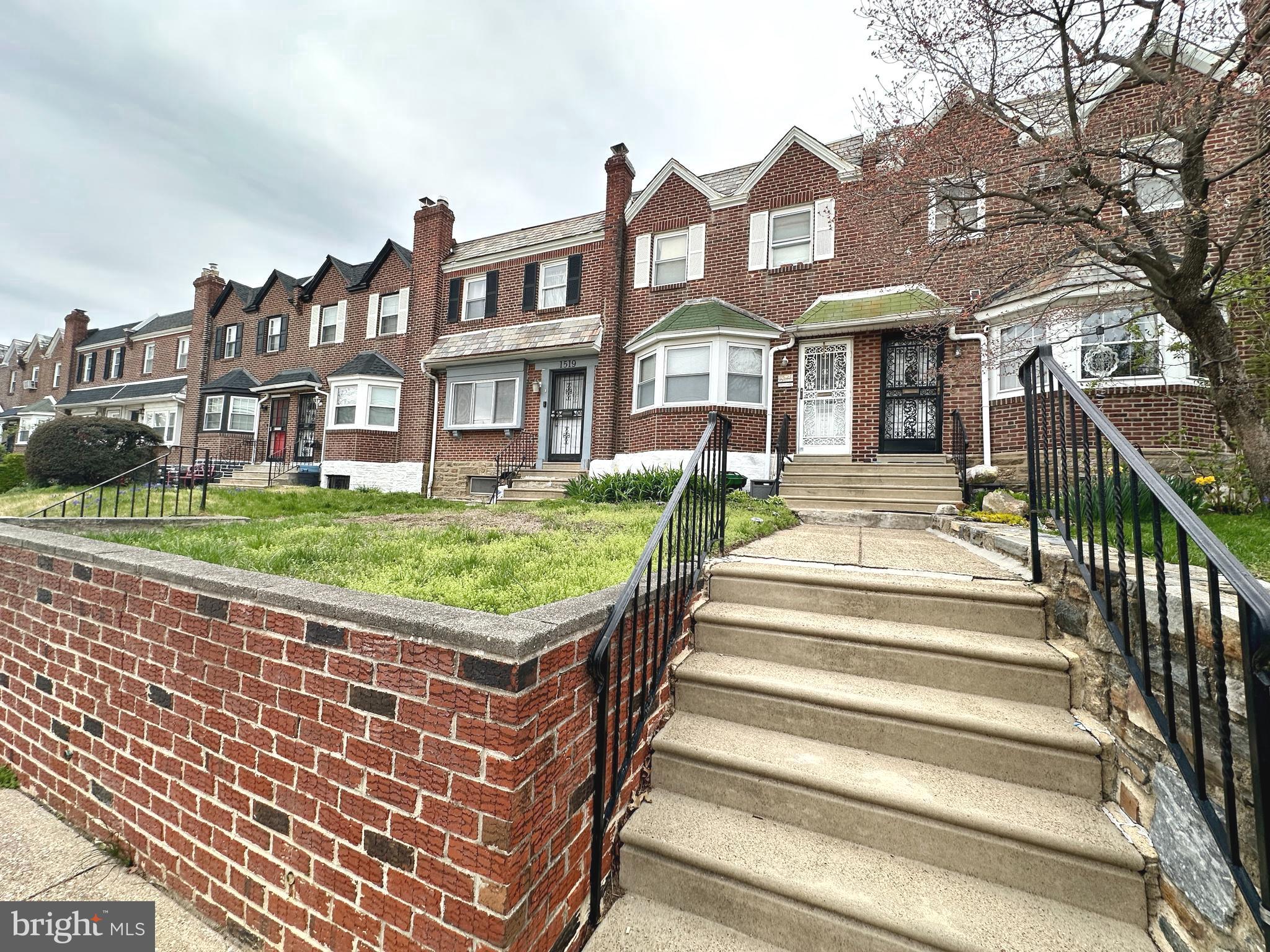 WEST OAK LANE - Residential