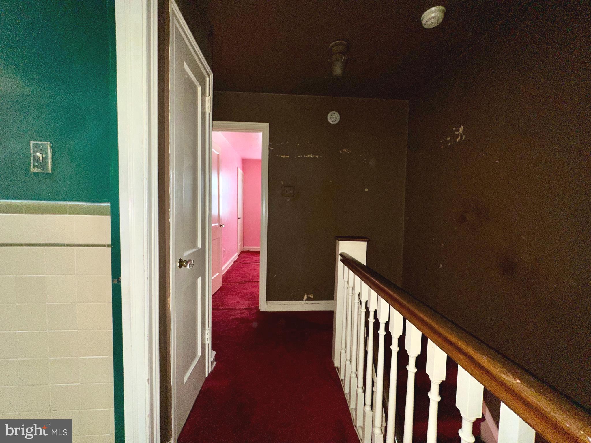 WEST OAK LANE - Residential