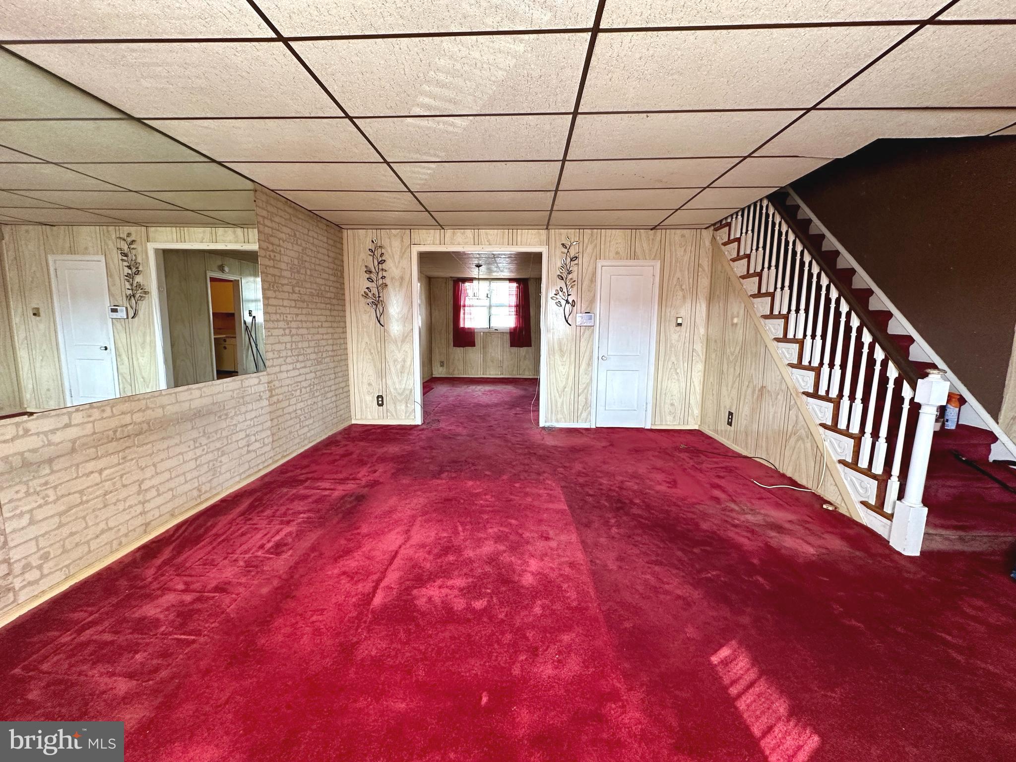 WEST OAK LANE - Residential