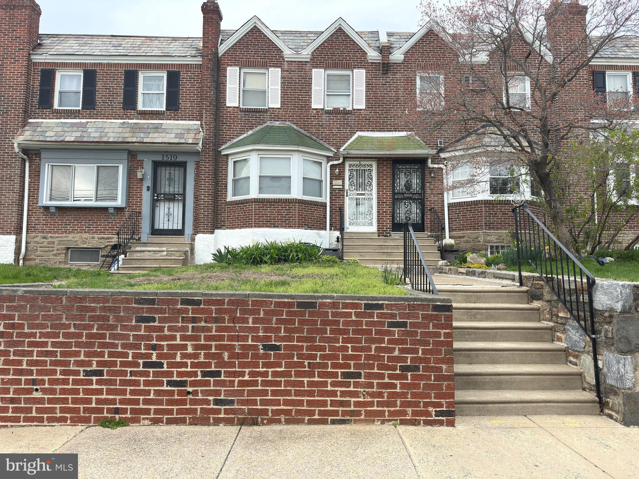 WEST OAK LANE - Residential