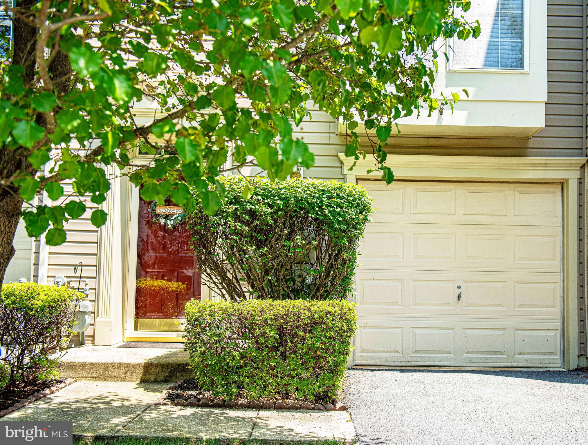9736 MORNINGVIEW CIRCLE