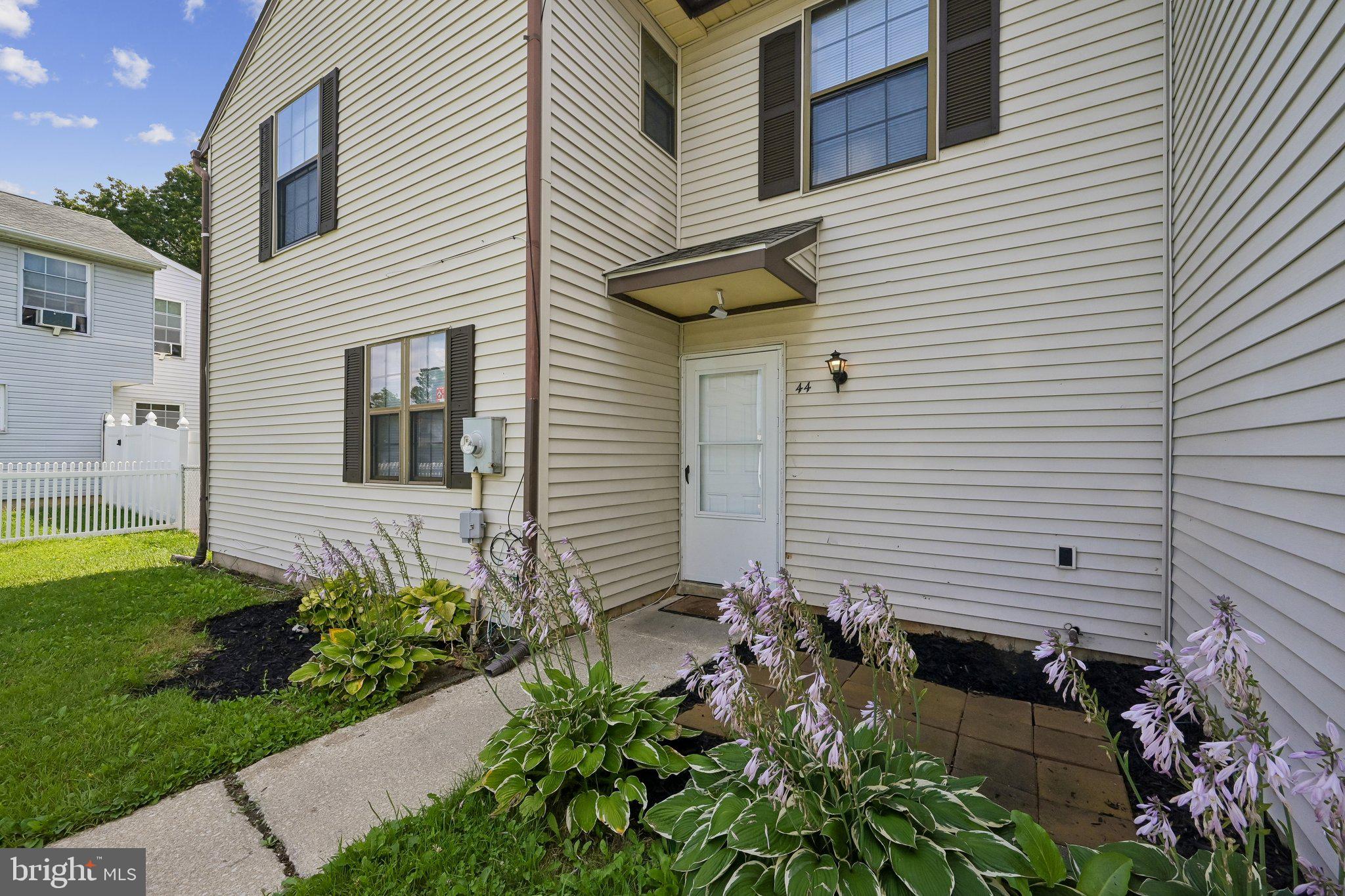 44 HAMPSHIRE ROAD