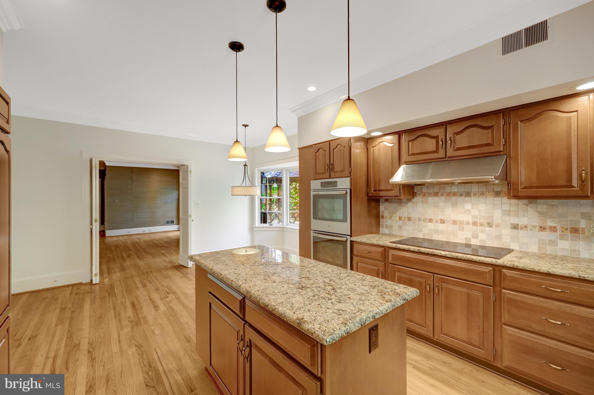 CANTERWOOD - Residential