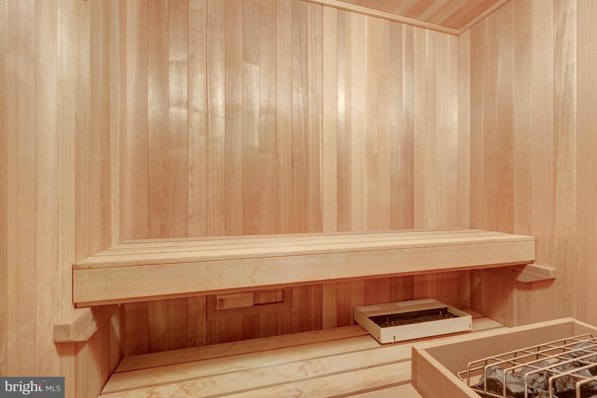 CANTERWOOD - Residential