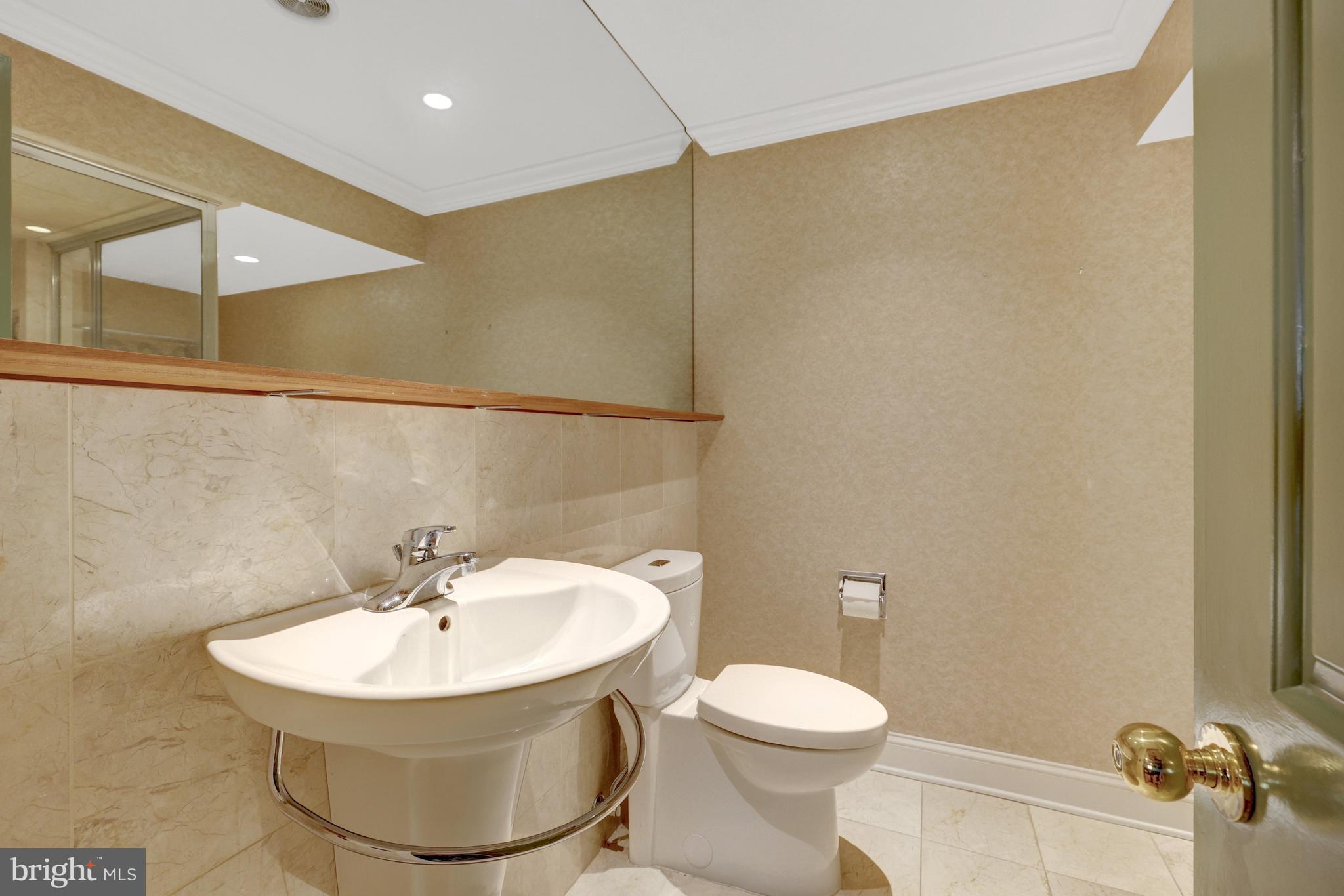 CANTERWOOD - Residential