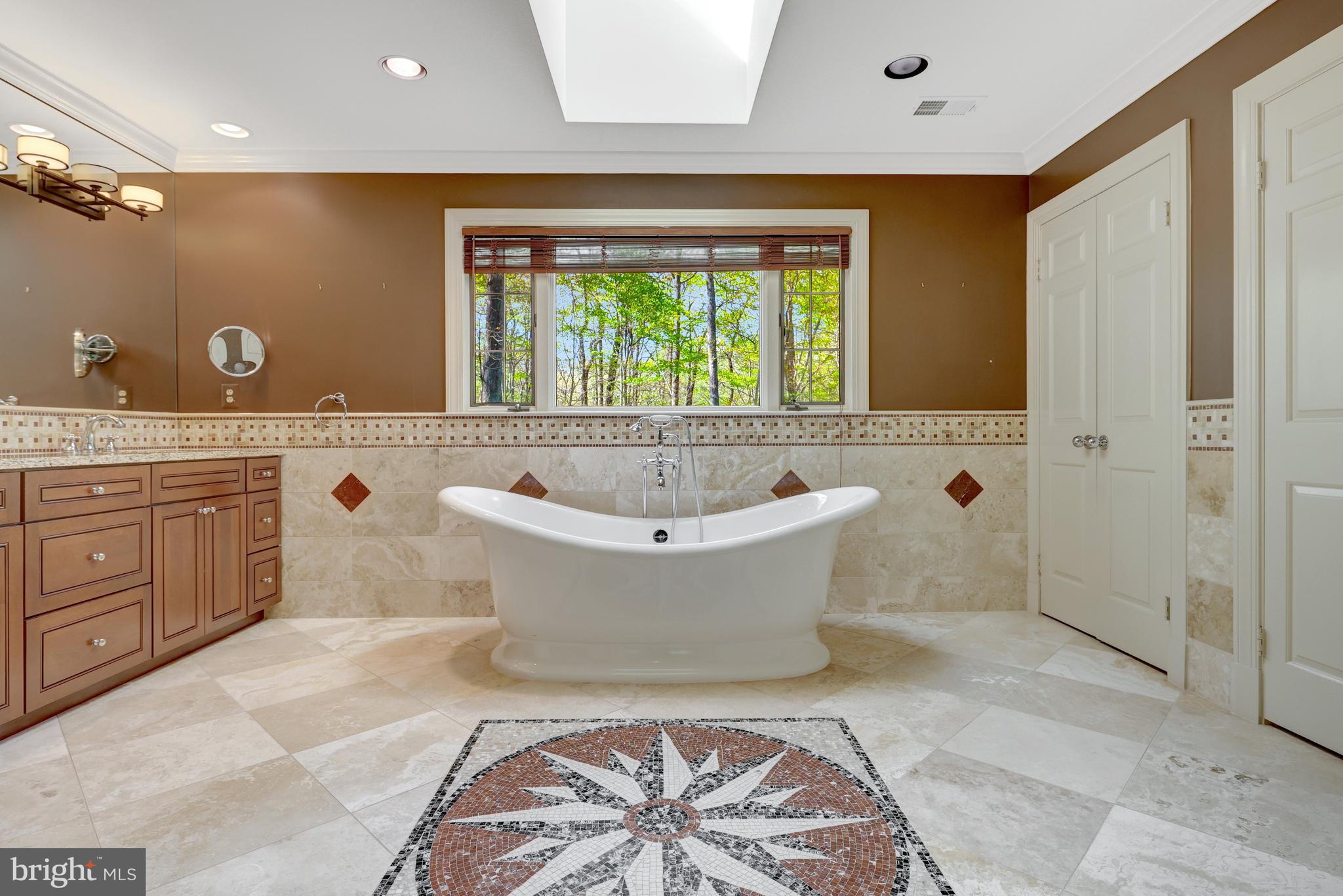 CANTERWOOD - Residential