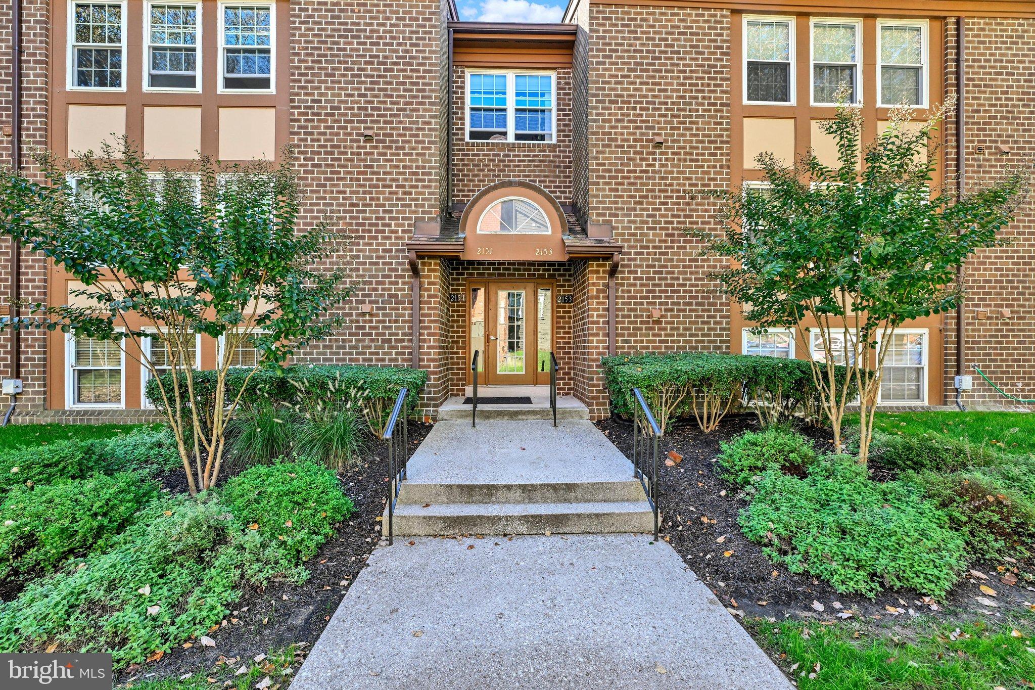 2151 WOODBOX LANE B