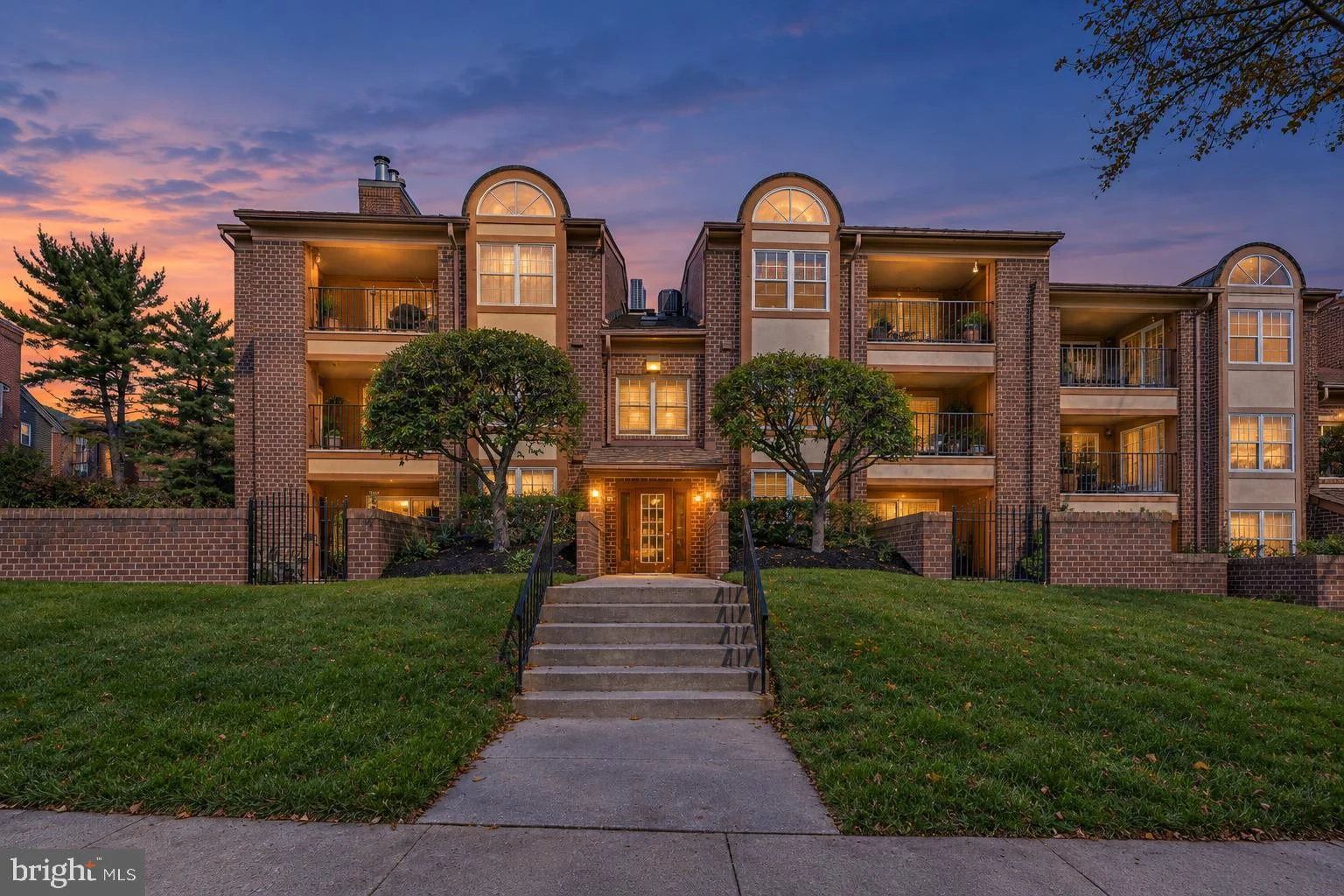 2151 Woodbox Lane Unit B