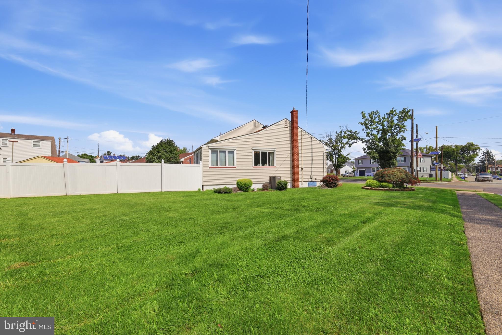 381 CARTERET