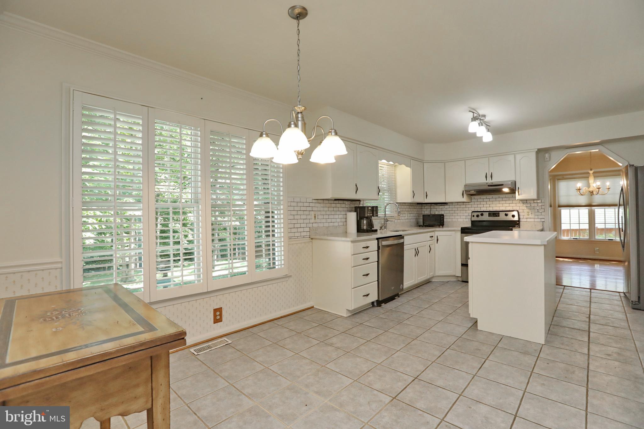 KINGS GRANT - Residential