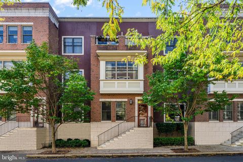 606 N ATLANTIC AVENUE COLLINGSWOOD NJ 08108