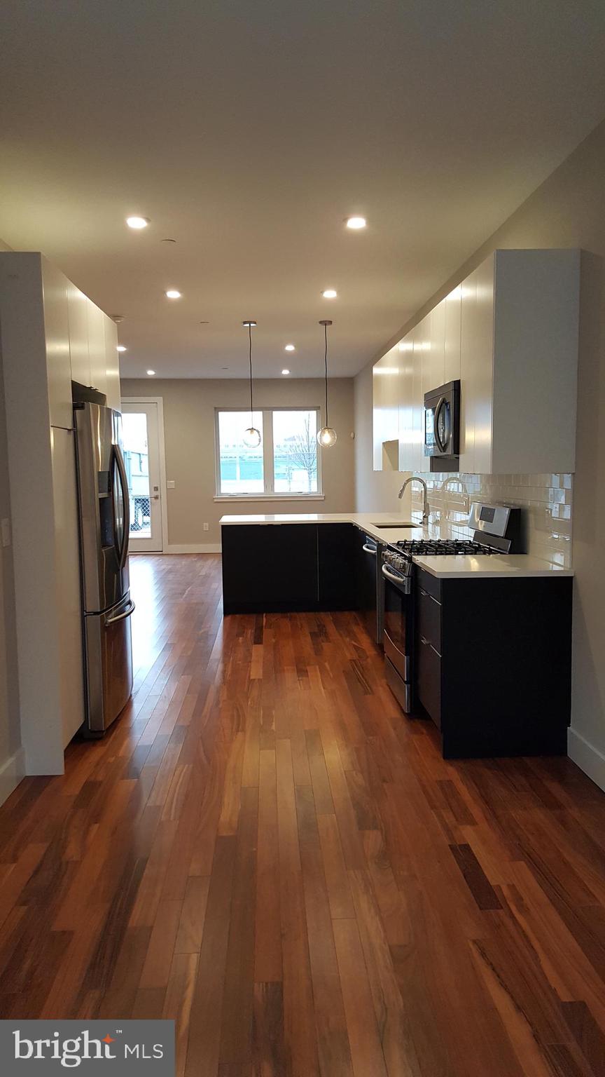 FISHTOWN - Residential Lease