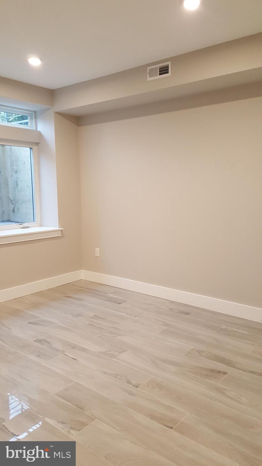 FISHTOWN - Residential Lease