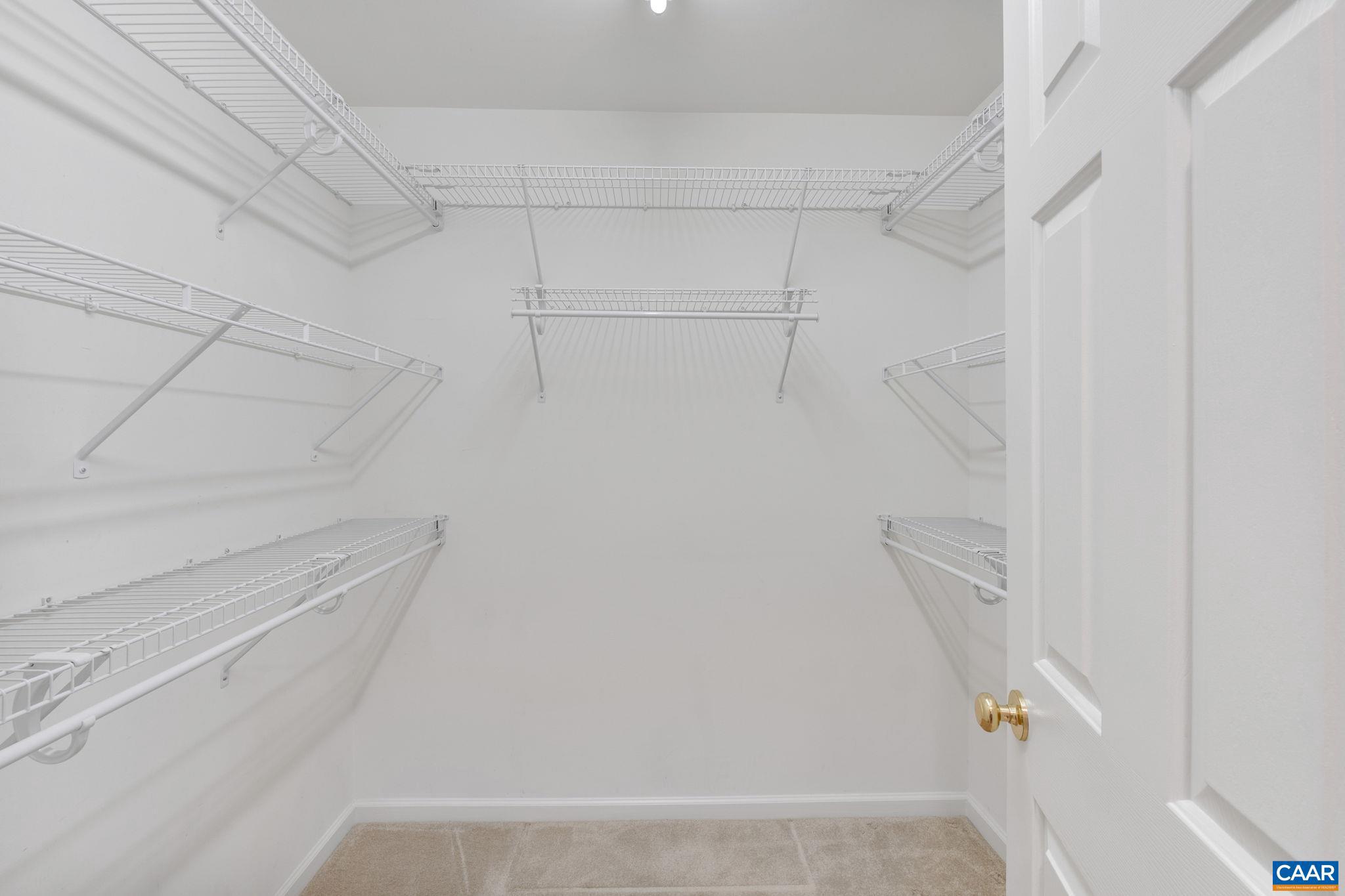 GRAYROCK - Residential