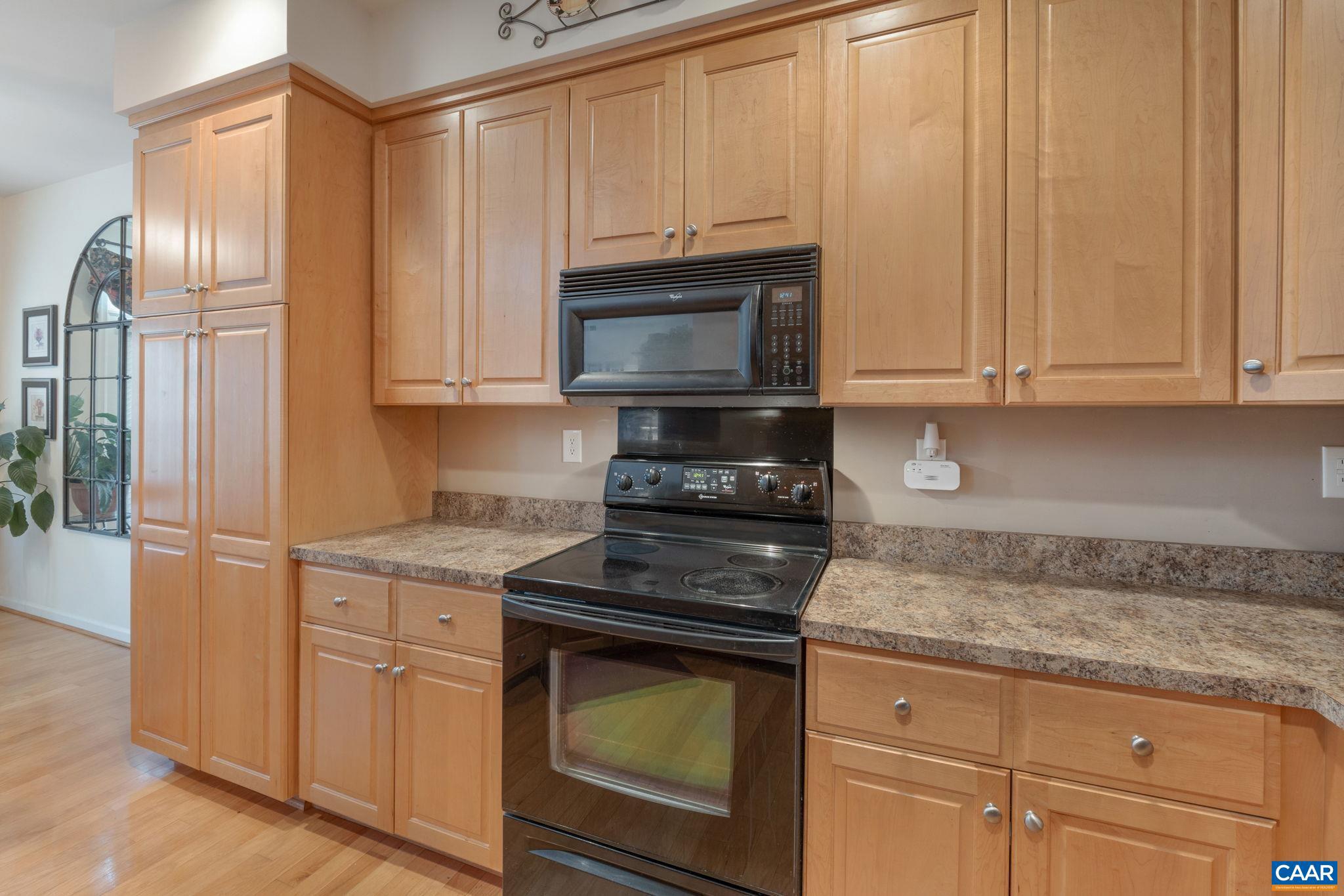 GRAYROCK - Residential