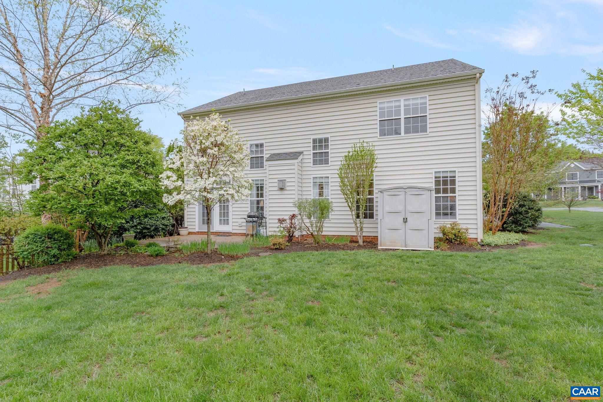 GRAYROCK - Residential