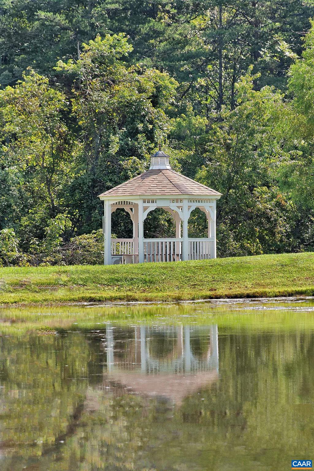 GRAYROCK - Residential