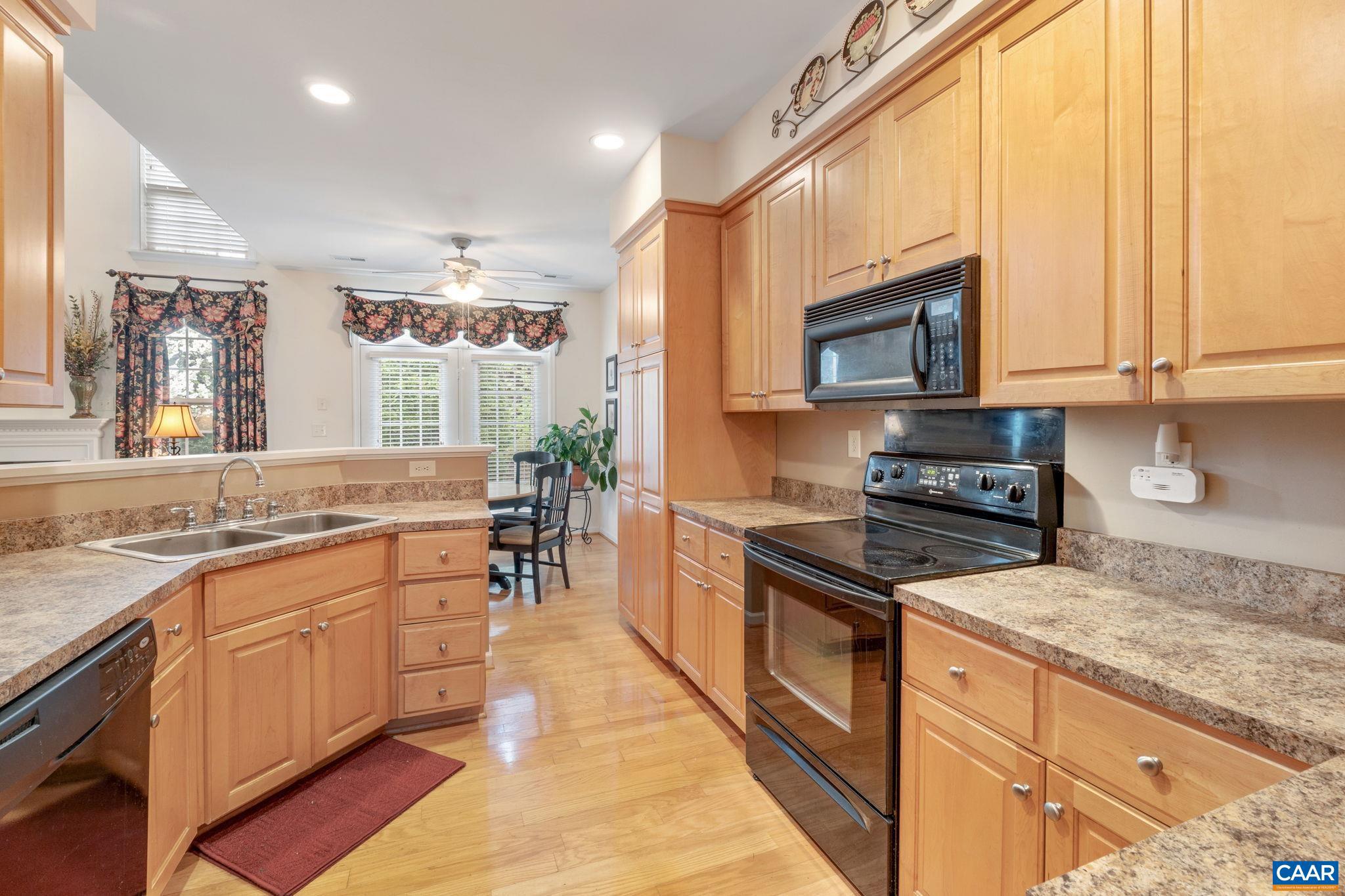 GRAYROCK - Residential