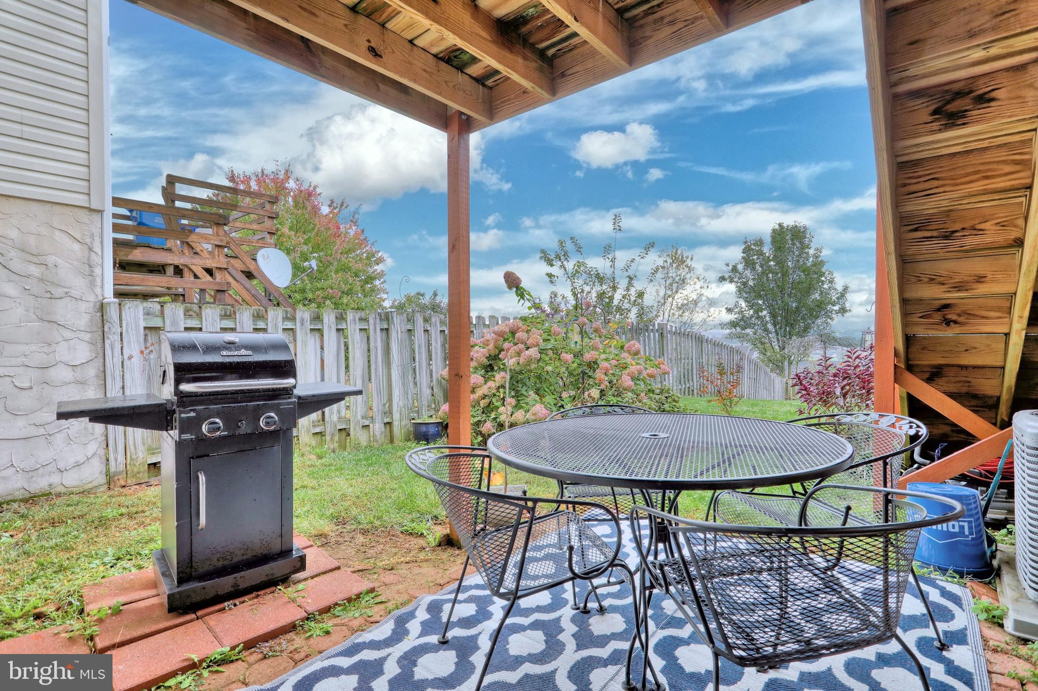 WOODMONT - Residential