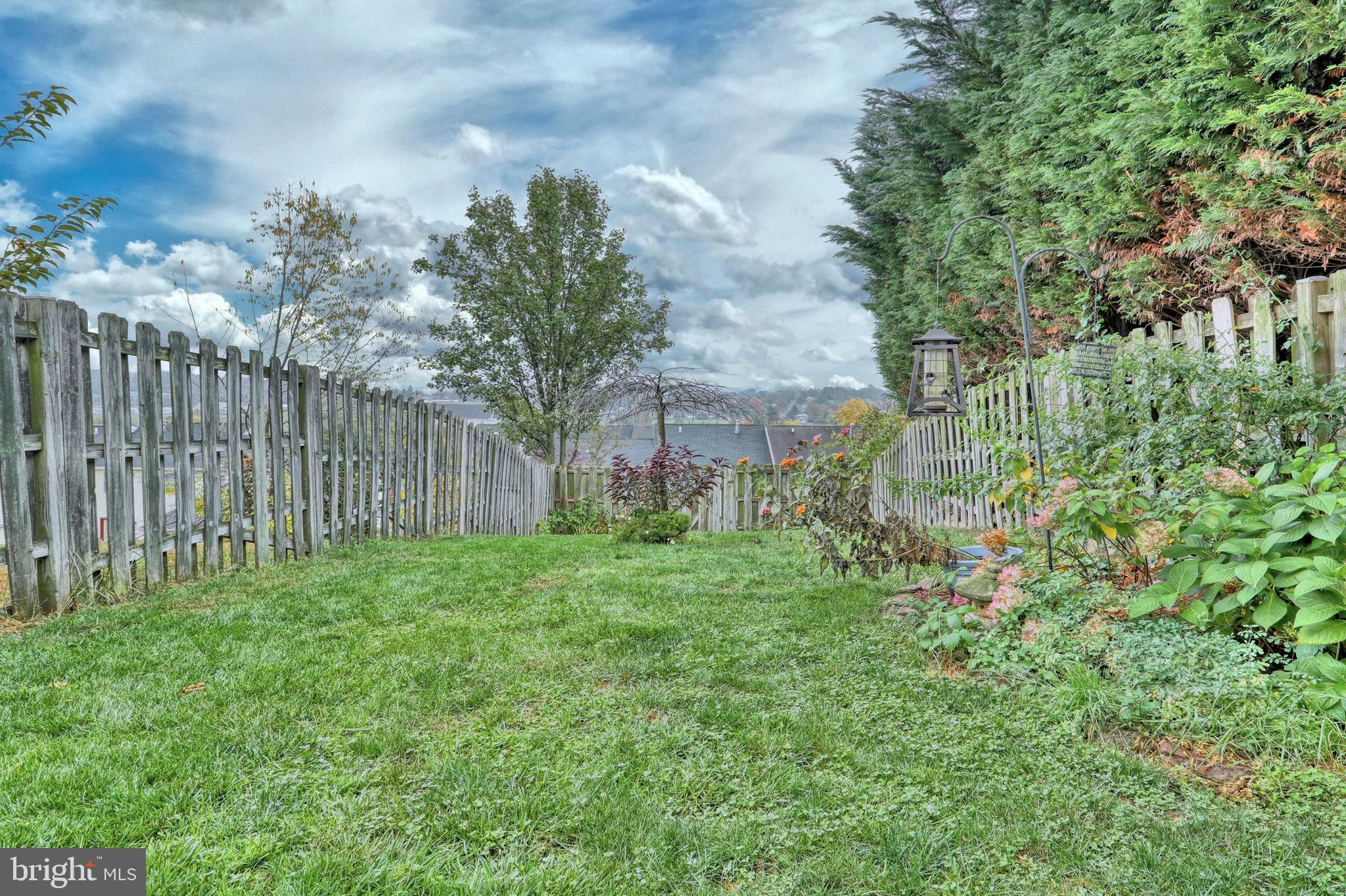 WOODMONT - Residential