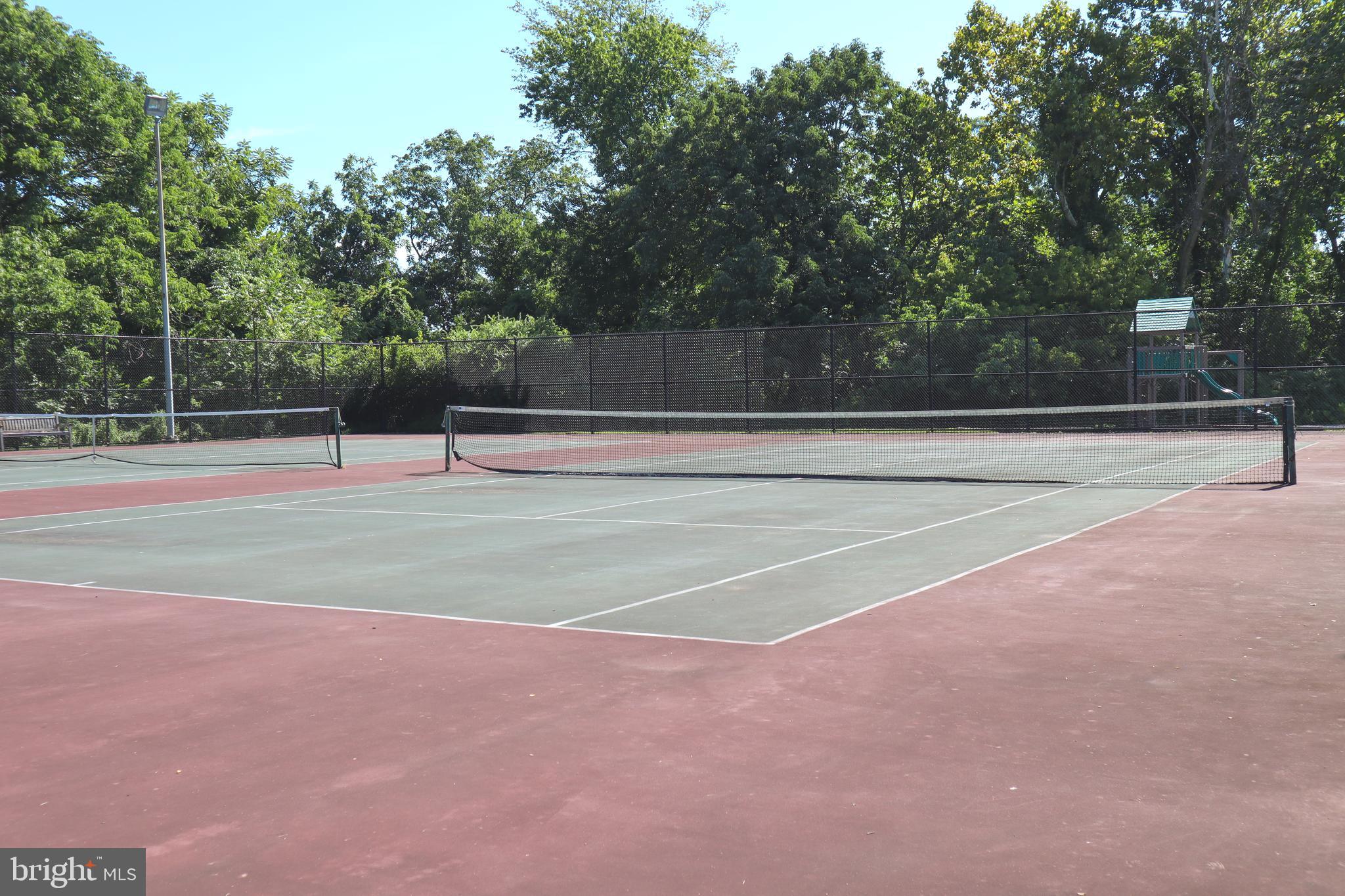 VALLEY FORGE TOWER - Residential