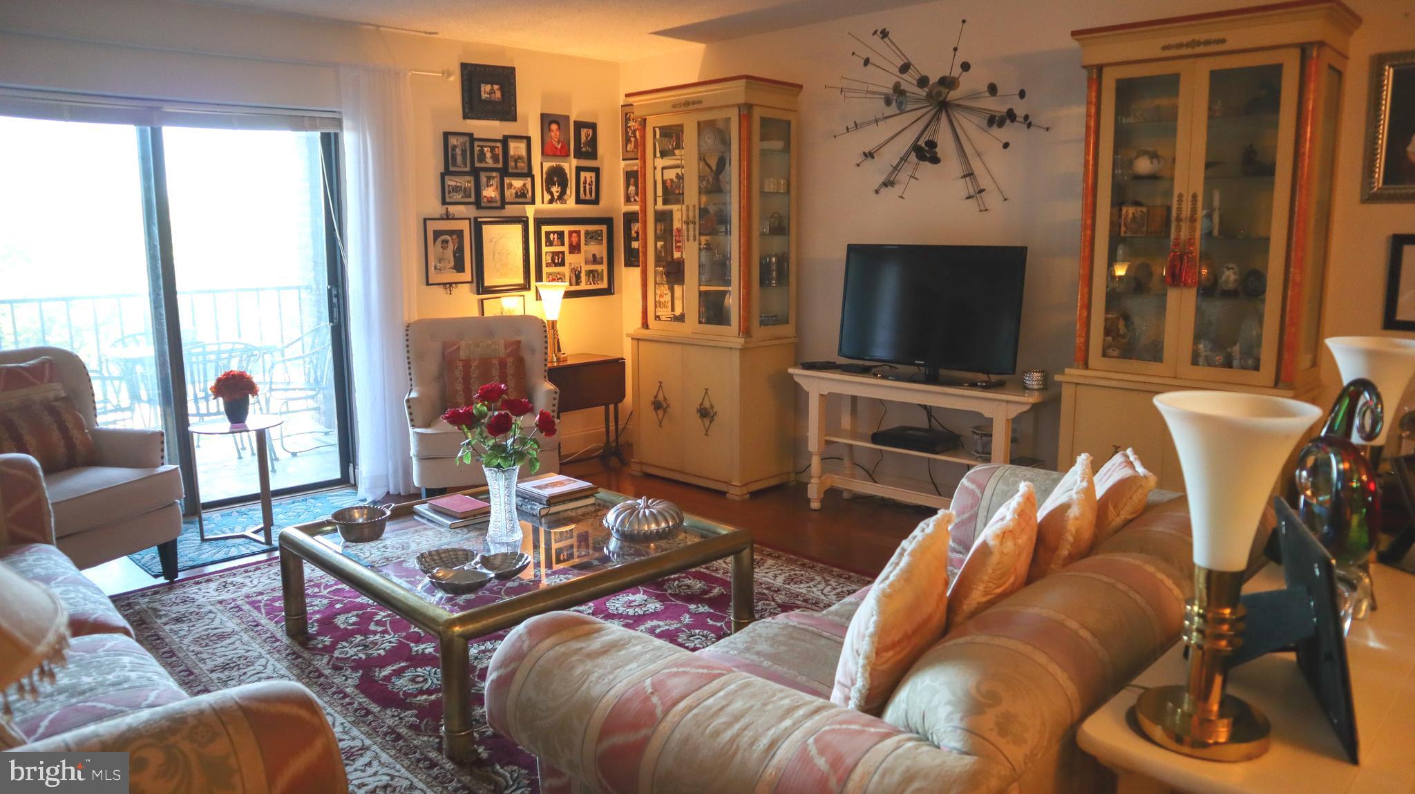 VALLEY FORGE TOWER - Residential