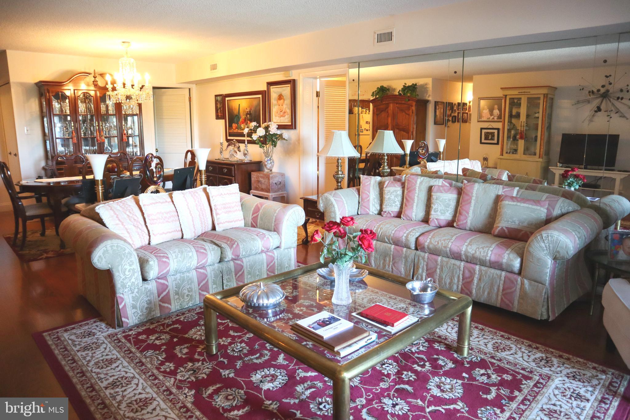 VALLEY FORGE TOWER - Residential