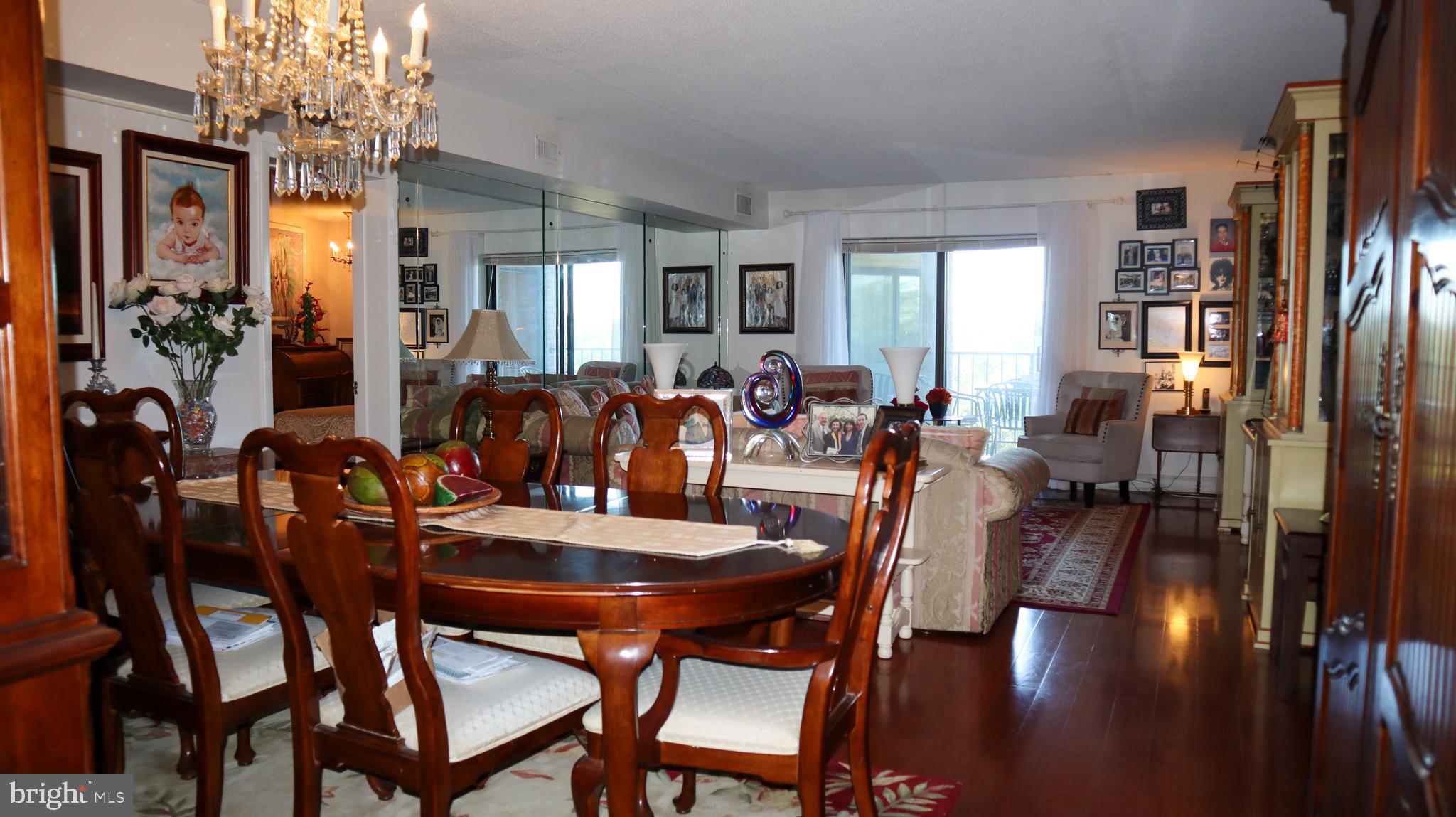 VALLEY FORGE TOWER - Residential