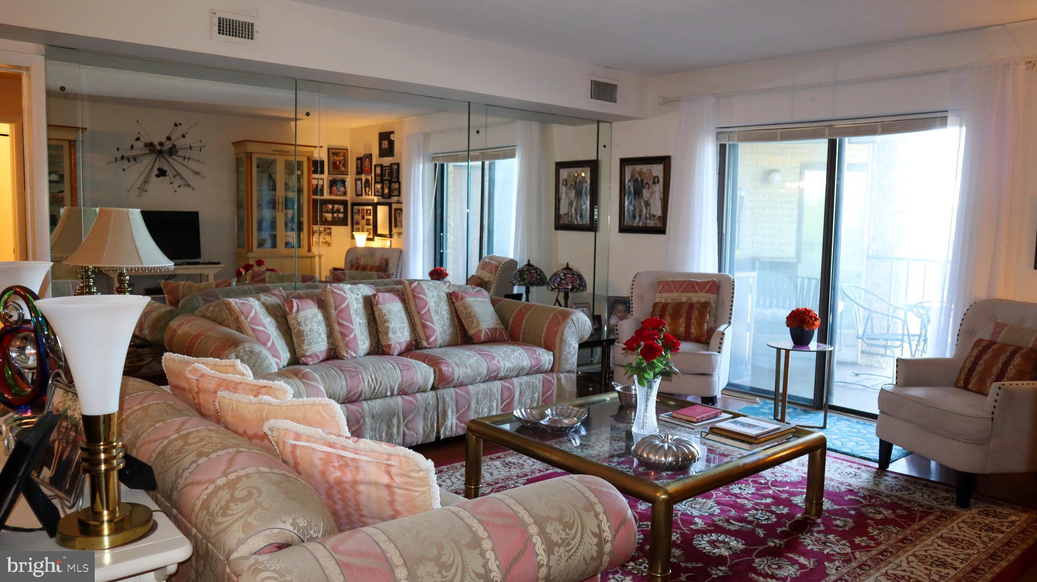 VALLEY FORGE TOWER - Residential