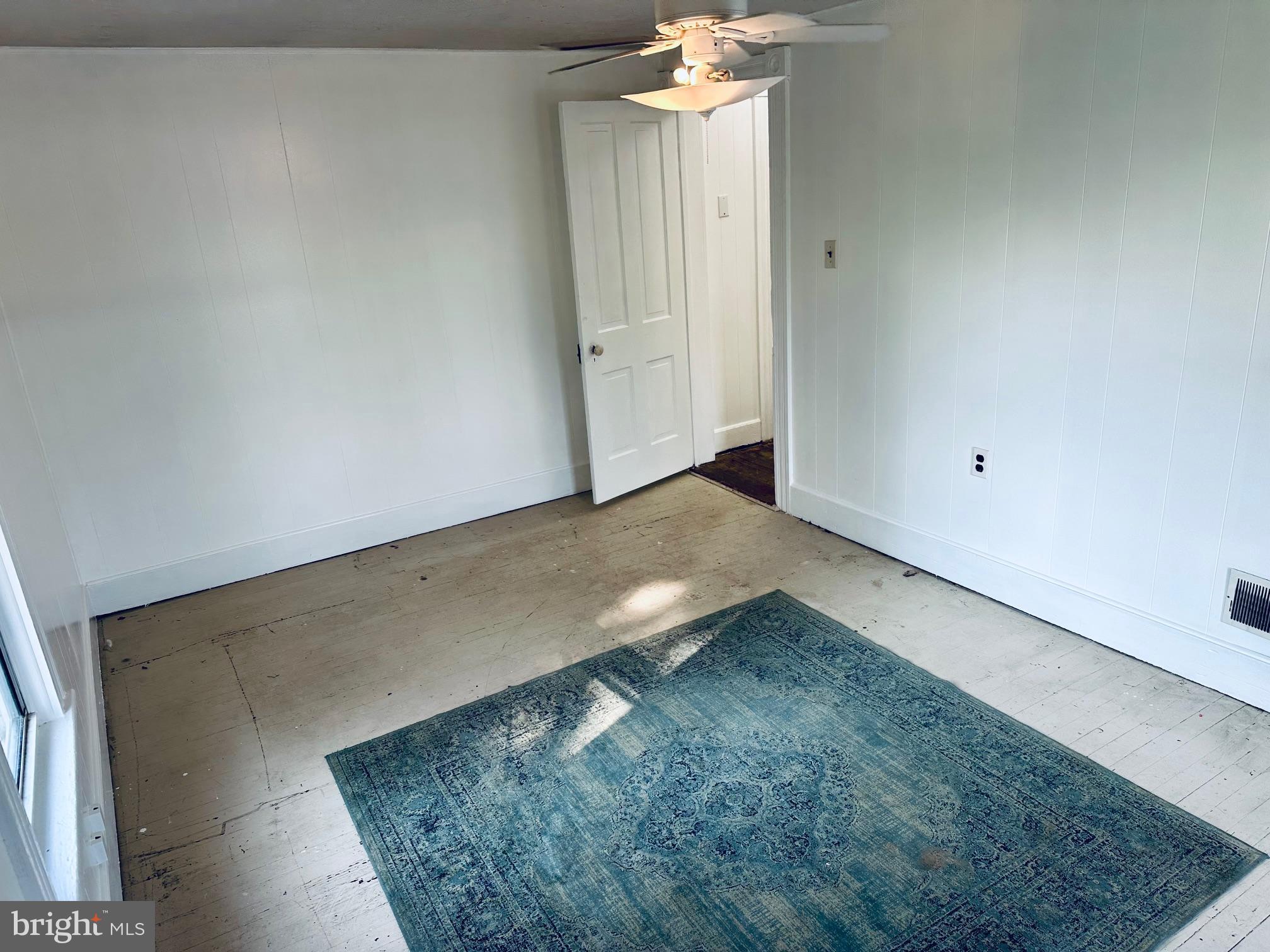 TOWN OF ROMNEY - Residential